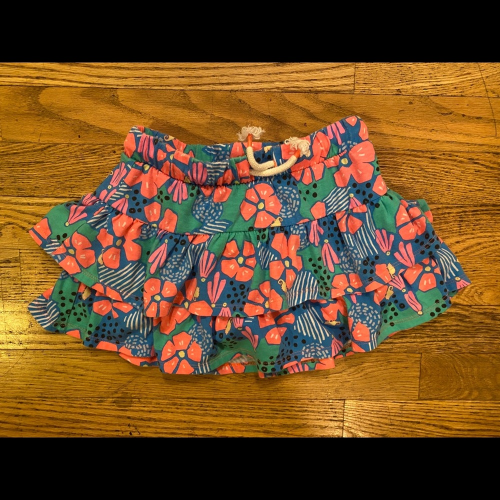 Size 6 floral skort